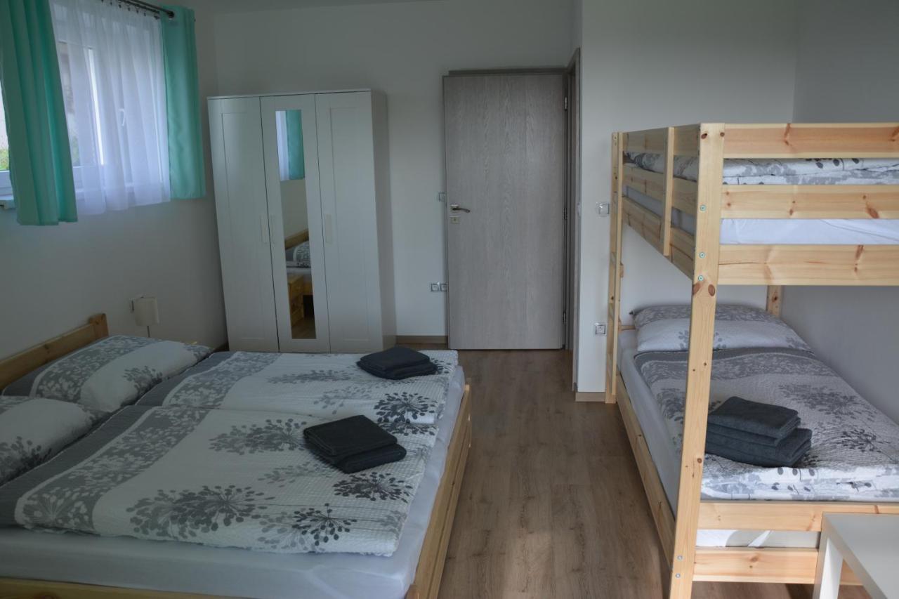 Apartmany U Evy Lipno nad Vltavou Exteriör bild