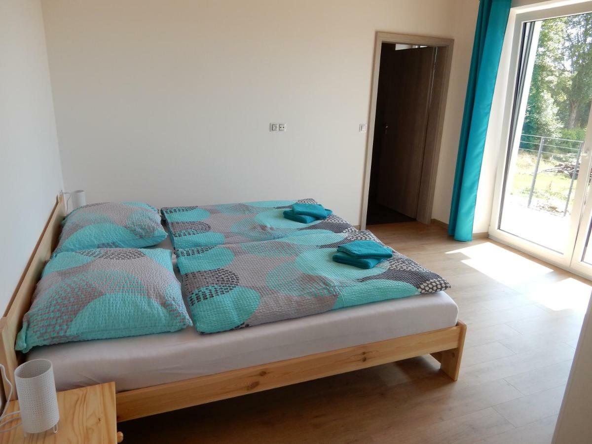 Apartmany U Evy Lipno nad Vltavou Exteriör bild