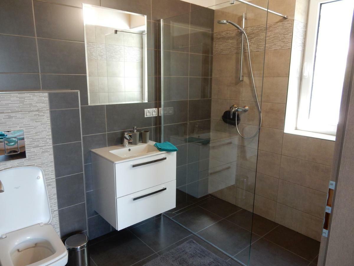 Apartmany U Evy Lipno nad Vltavou Exteriör bild
